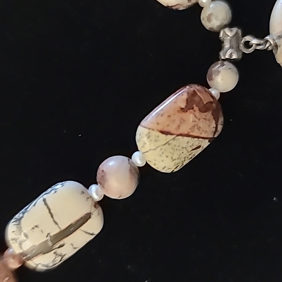 Picture Jasper Stone Necklace - Picture 5 of 6